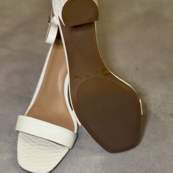 INC International Concepts Women's Cream Textured Heels - Picture 2 of 6